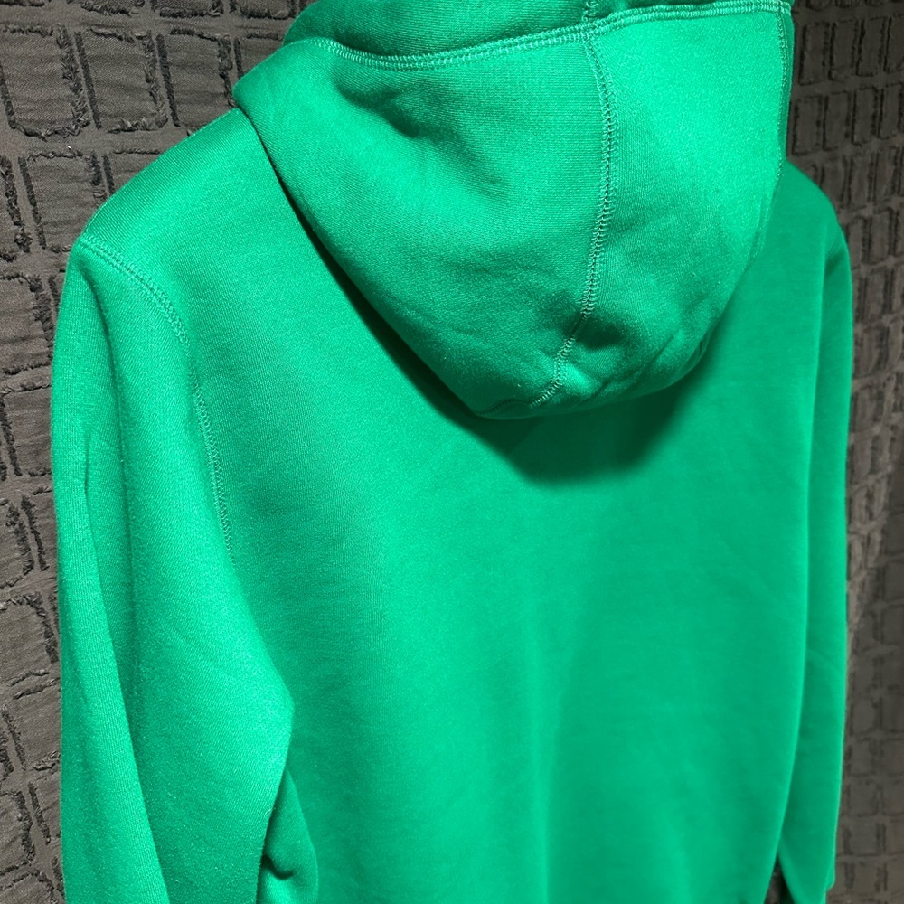 NWT! Nike Club Basketball CHNL FTRA Pullover Mens. Green FN3104-365 - Picture 9 of 13